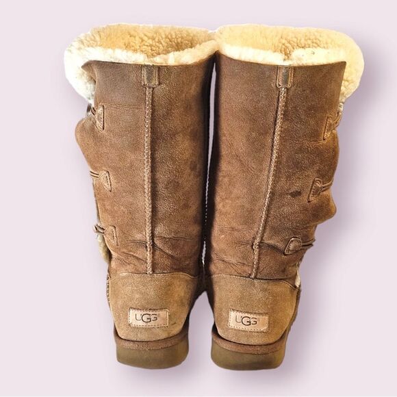 UGG Boots Bailey Button Triplet Suede Tall Boots Size 7 Chestnut Tan - Picture 3 of 7